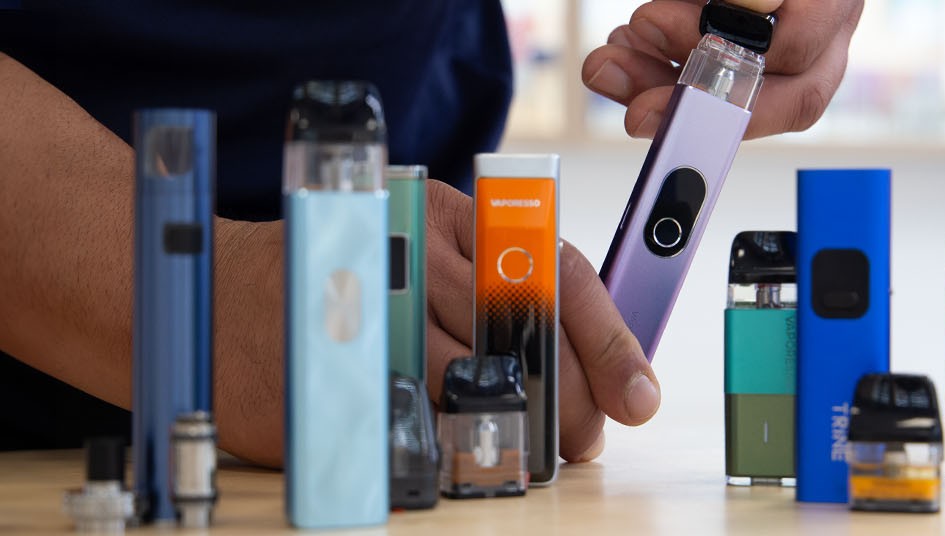 Refillable pod vape kits